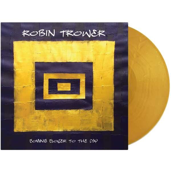 CD Shop - TROWER, ROBIN COMING CLOSER TO THE DAY